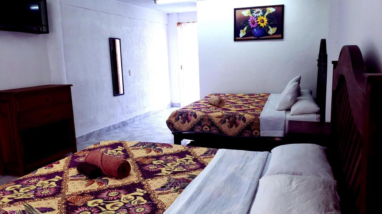 Hotel Alejandra San Felipe Ecatepec Buitenkant foto
