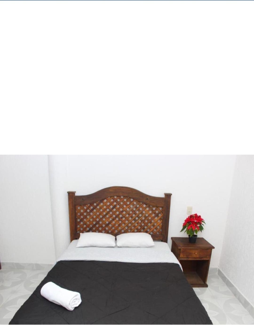 Hotel Alejandra San Felipe Ecatepec Buitenkant foto